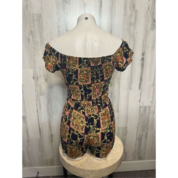 Romper - Picture 2 of 7